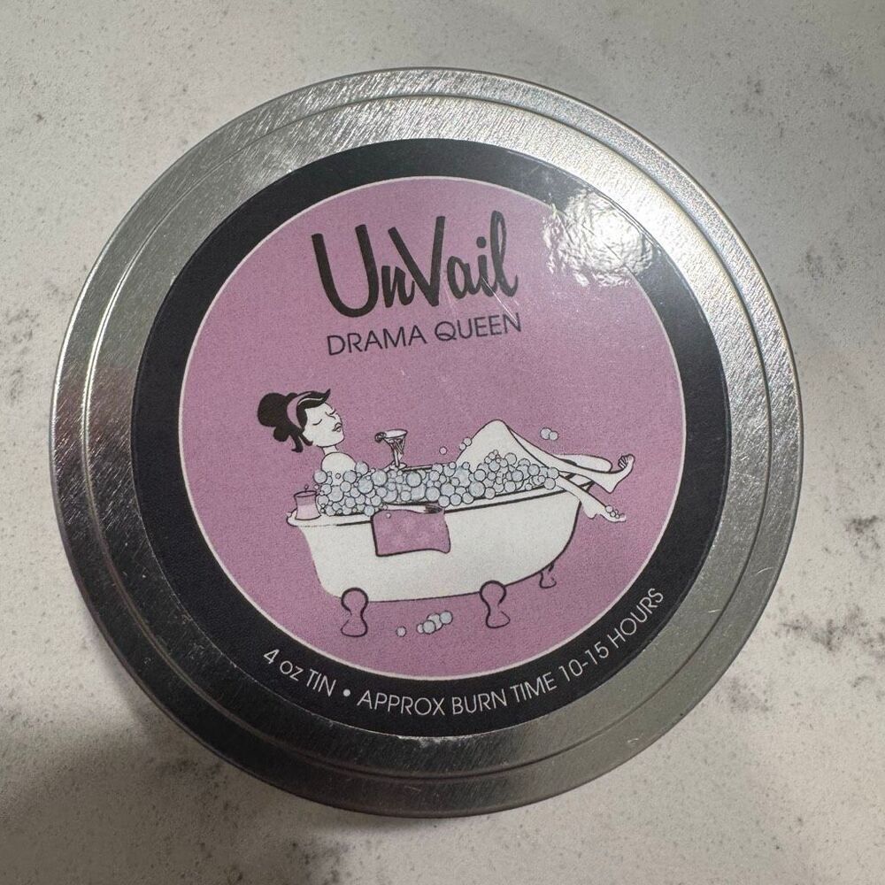 Unvail Drama Queen Scented Candle Relaxation